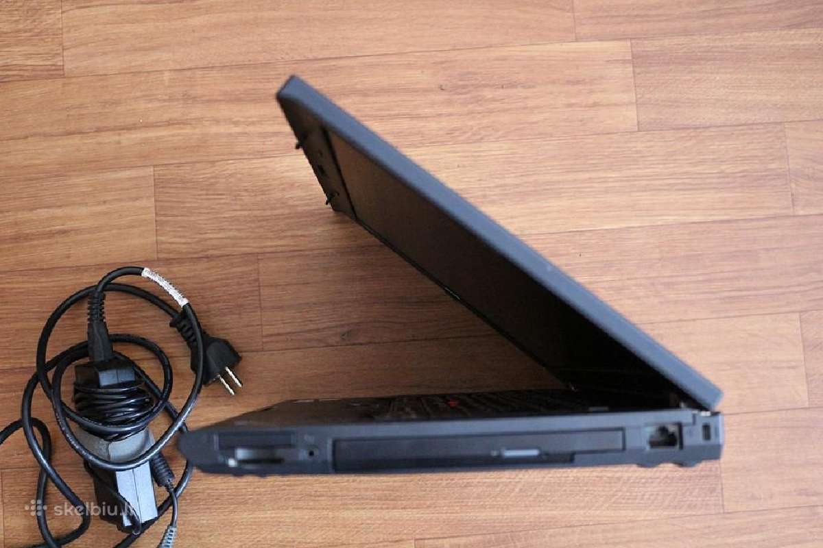 Lenovo Thinkpad T520 su i7 8gb SSD - nuotraukos Nr. 2