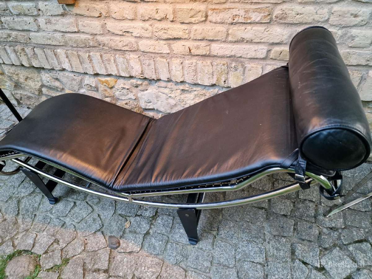 Vintažinis autorinis poilsio gultas/šezlongas Lc4 - nuotraukos Nr. 30