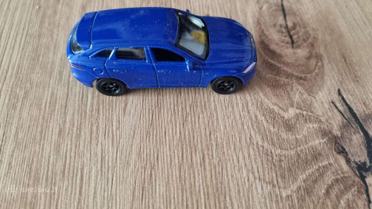 Auto modeliukas Jaguar - nuotraukos Nr. 3