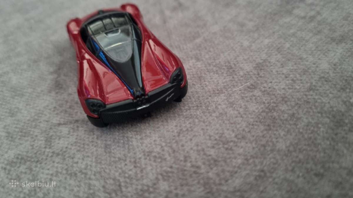 Auto modeliukas Pagani - nuotraukos Nr. 5