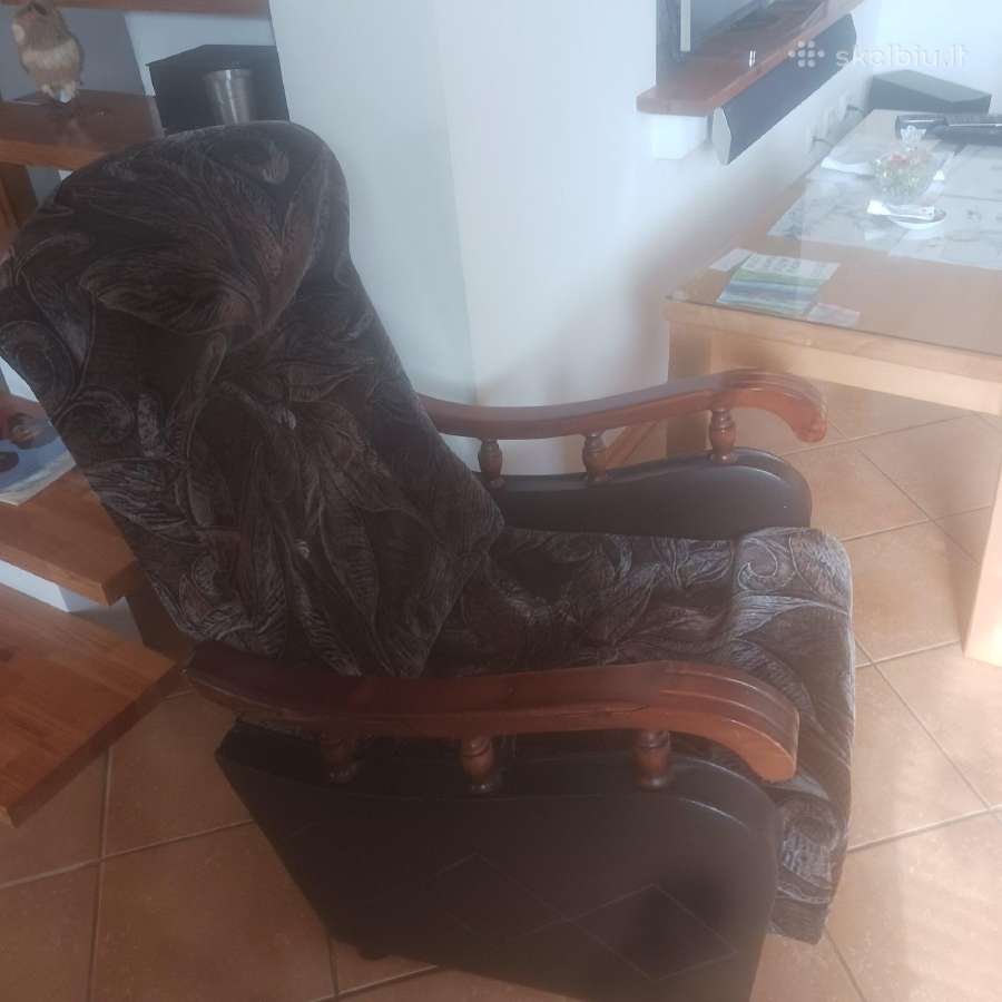 Tvarkingi du foteliai
