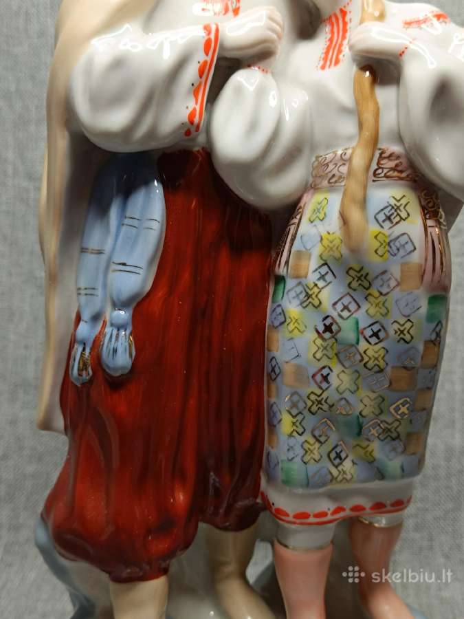 Tarybų laikų statulėlės "Gegužės naktis" "Kazokas" - nuotraukos Nr. 5