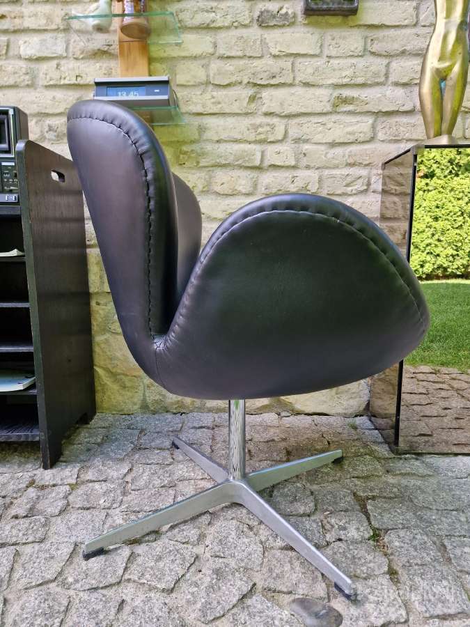Vintažinė mid century kėdė Swan 3320 - nuotraukos Nr. 2