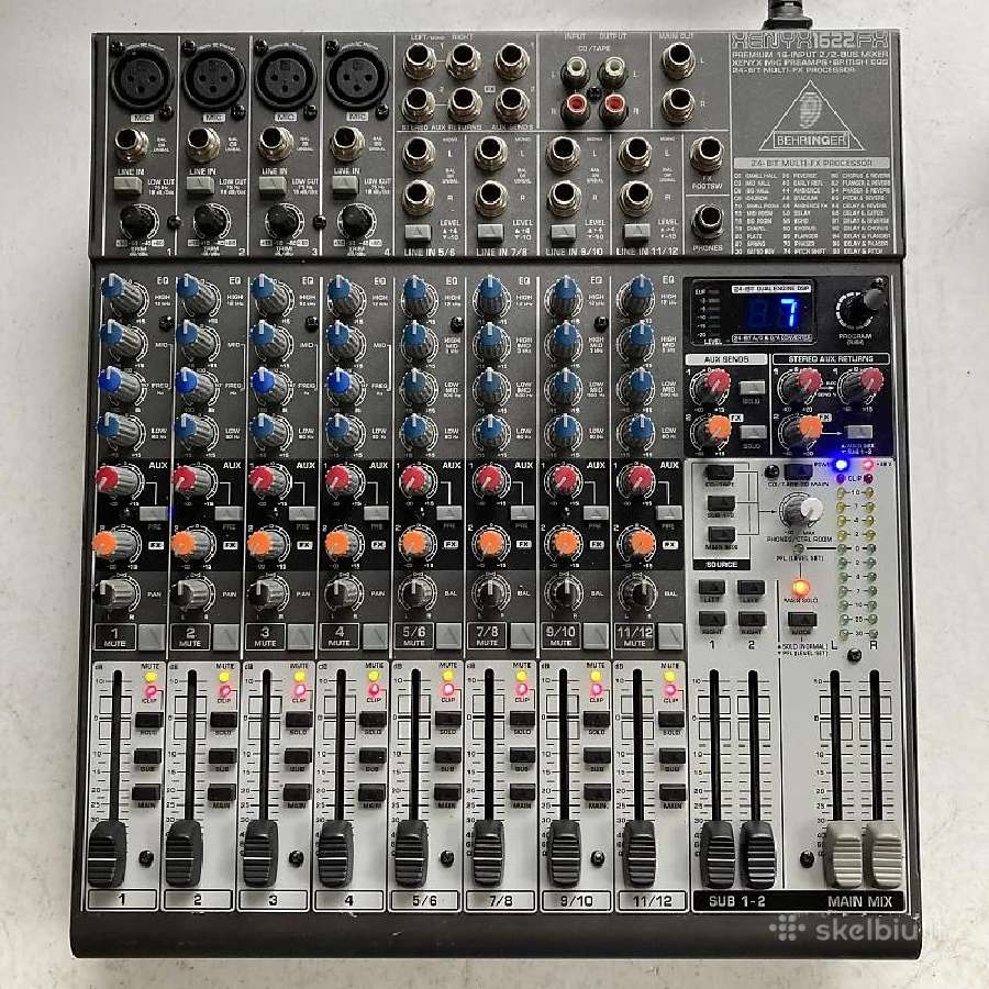 Dinacord Tube , Ibanez GX-30, Shure Sm 58, Roland, - nuotraukos Nr. 16