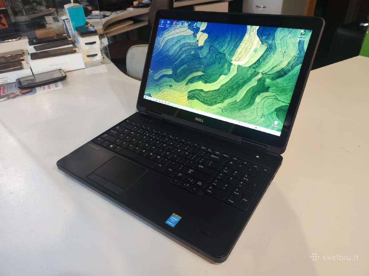 Latitude i3 4th/15,6"/8gb/SSD/puiki baterija/w11