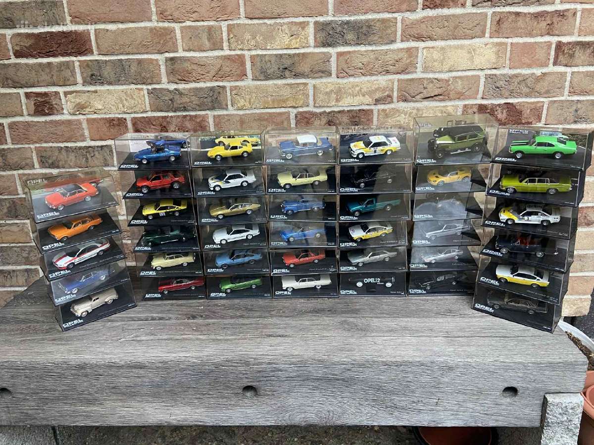 Opel 1:43 modeliukai modeliai kolekcija diecast