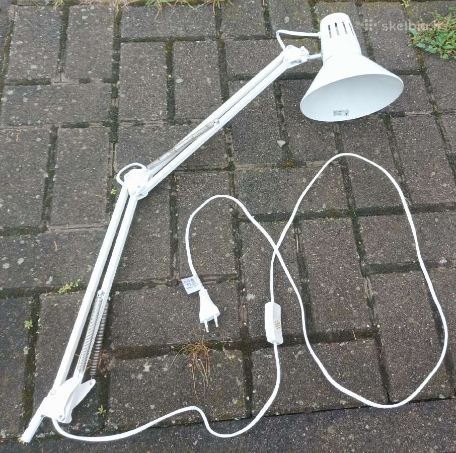 Šviestuvas prie stalo, darbastalio