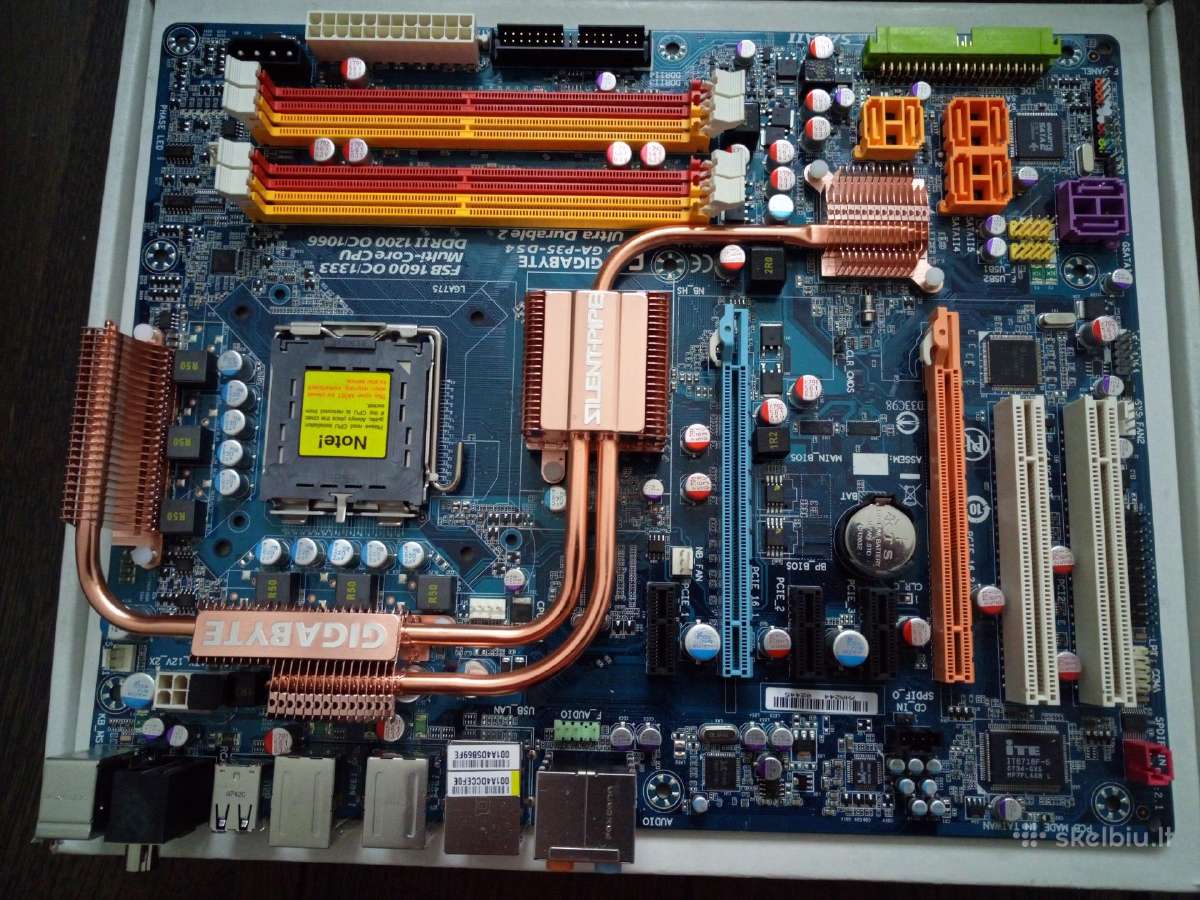 Socket 775