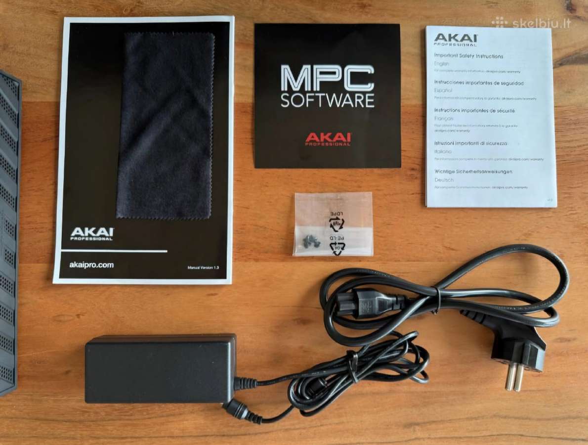 Akai Mpc Live II + decksaver - nuotraukos Nr. 7