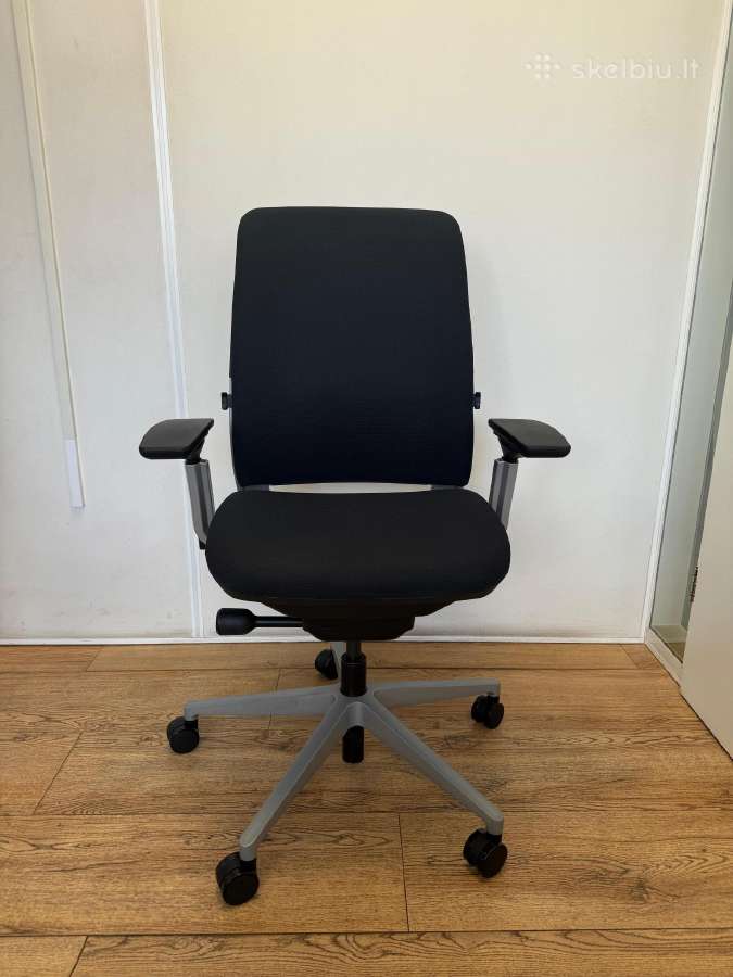 Steelcase Amia Grey/black