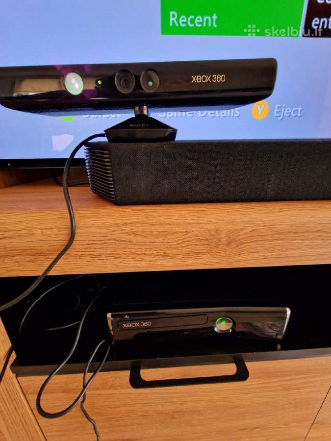 Xbox 360 su priedais ir žaidimais