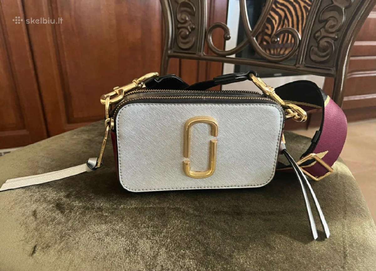 Marc Jacobs rankinukas - nuotraukos Nr. 2