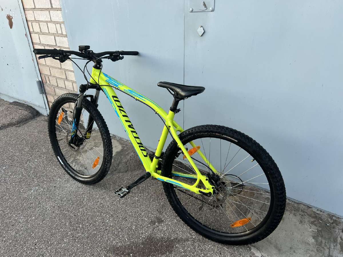 Specialized kalnų dviratis