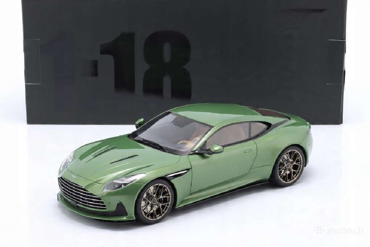 Aston Martin Db12