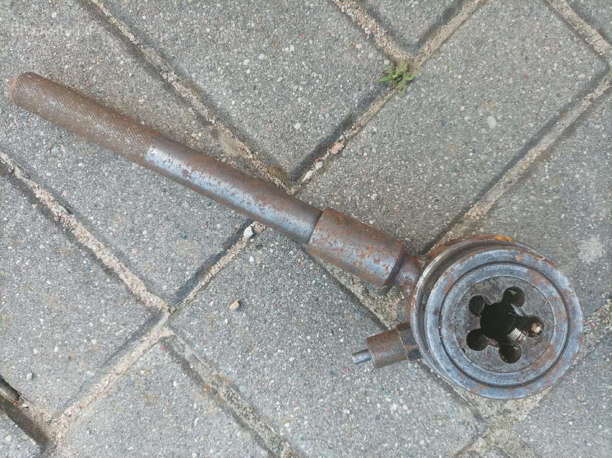 Sriegiklis ir raktai