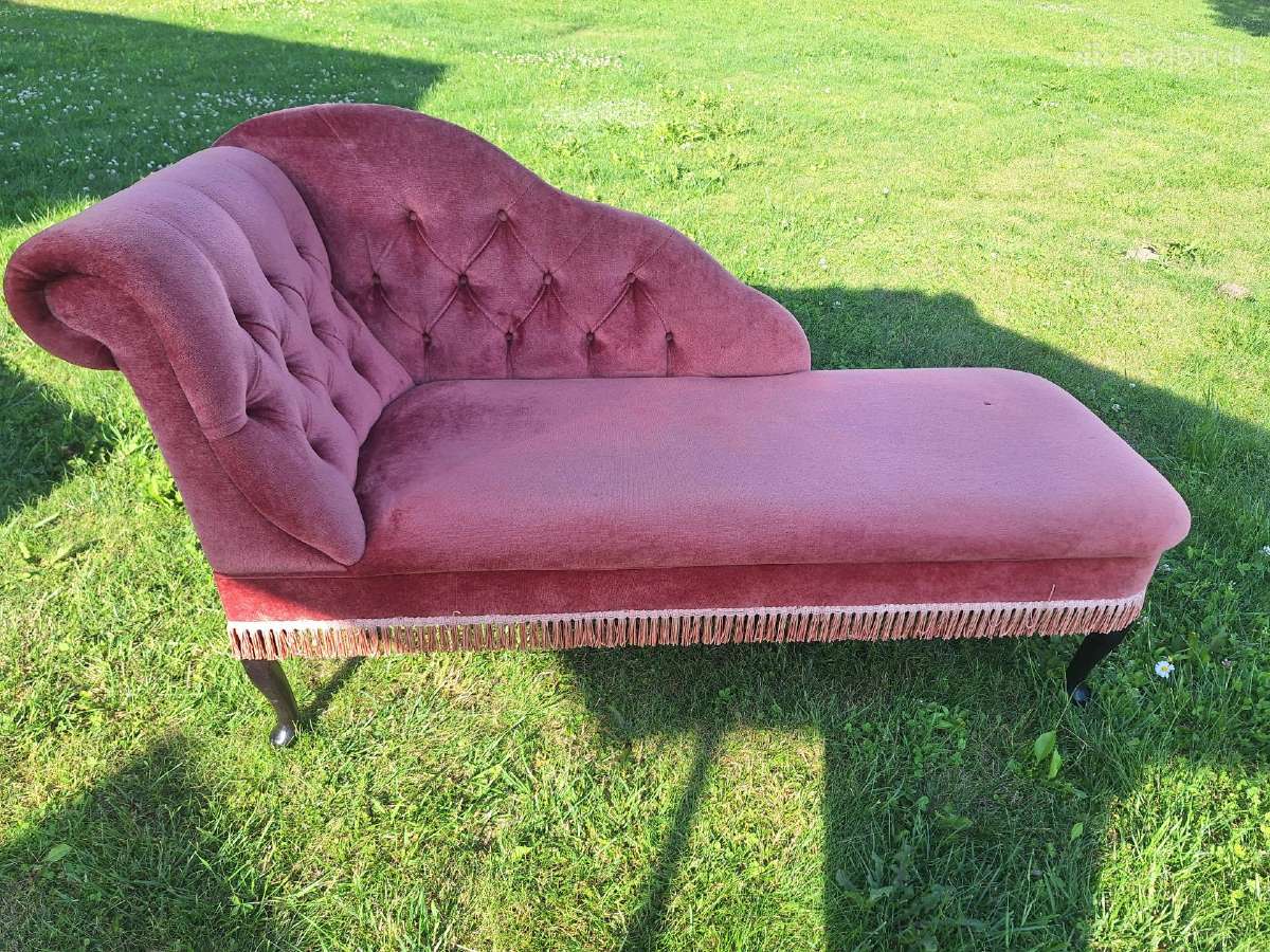 Kanapa minkštasuolis sofa