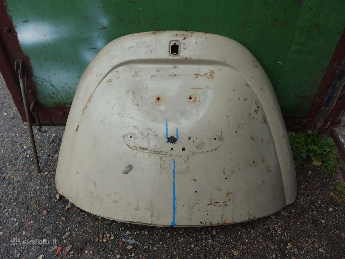 Beetle 1300 variklio dangtis