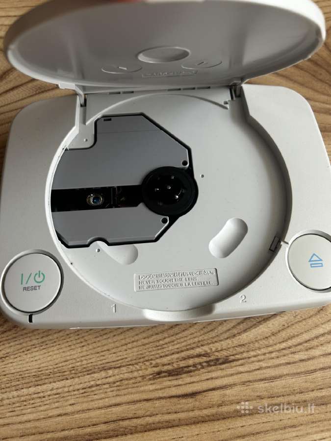 Originalus Sony Playstation 1 su priedais - nuotraukos Nr. 4