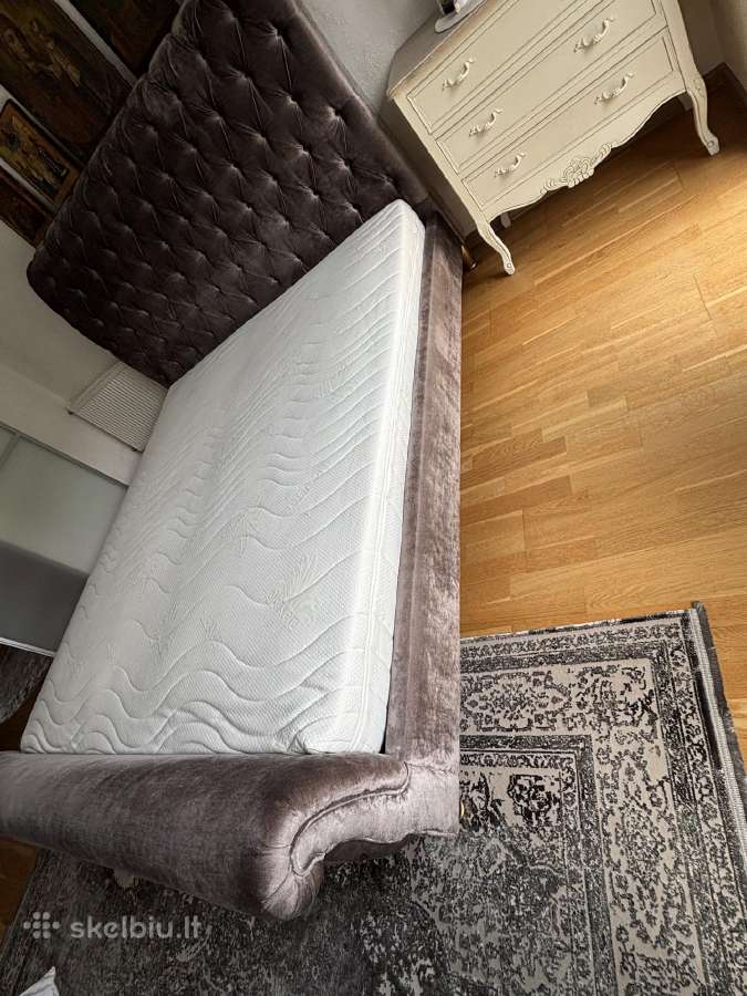 Prancūziška Chesterfield lova - nuotraukos Nr. 2