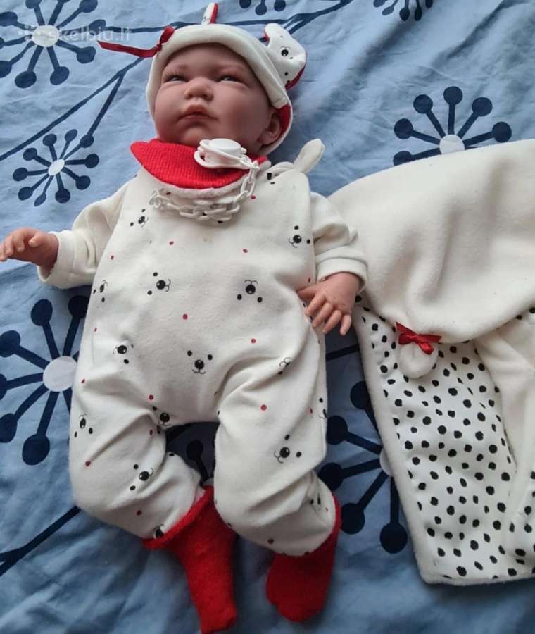 Llorens verkia , kalba, kaip tikras vaikas reborn