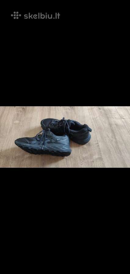 Asics gore Tex