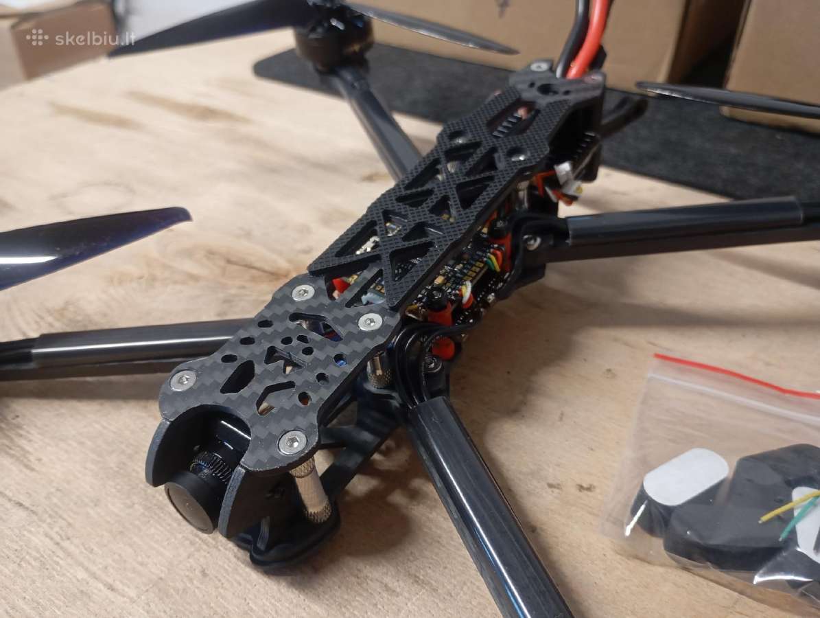 Nauji Mark4 7' fpv dronai - nuotraukos Nr. 12