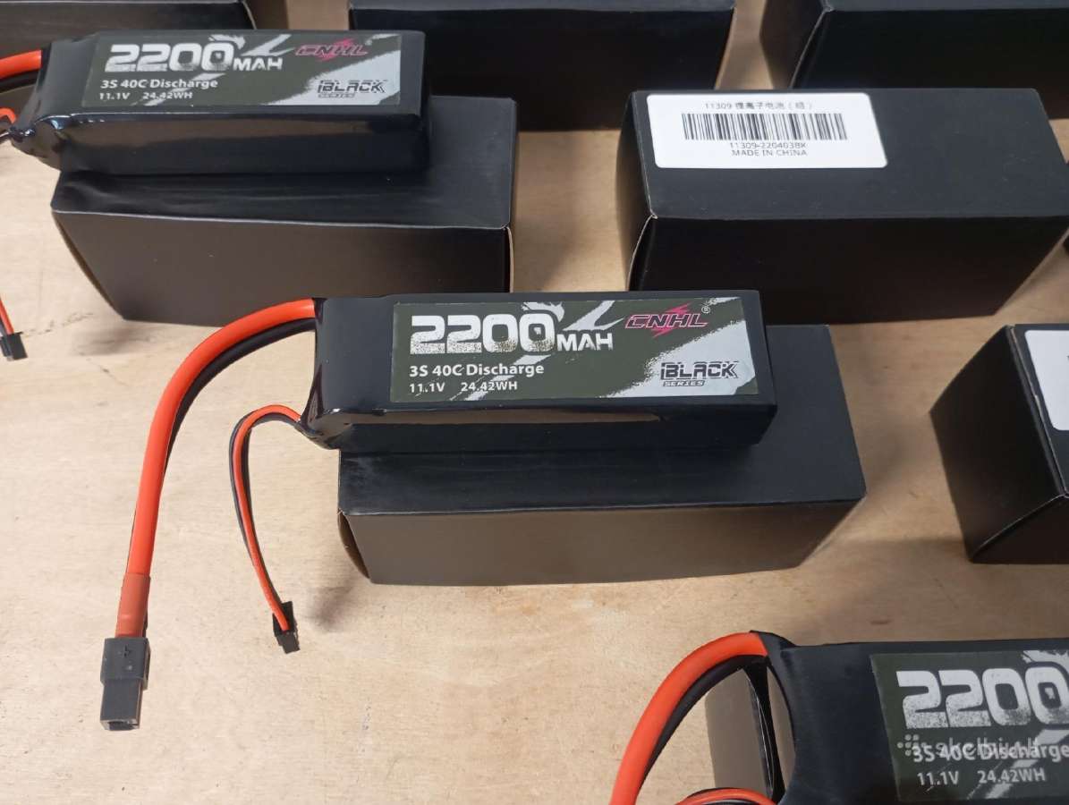 Naujos Cnhl Black Series 3s 2200mah 40c lipo - nuotraukos Nr. 2