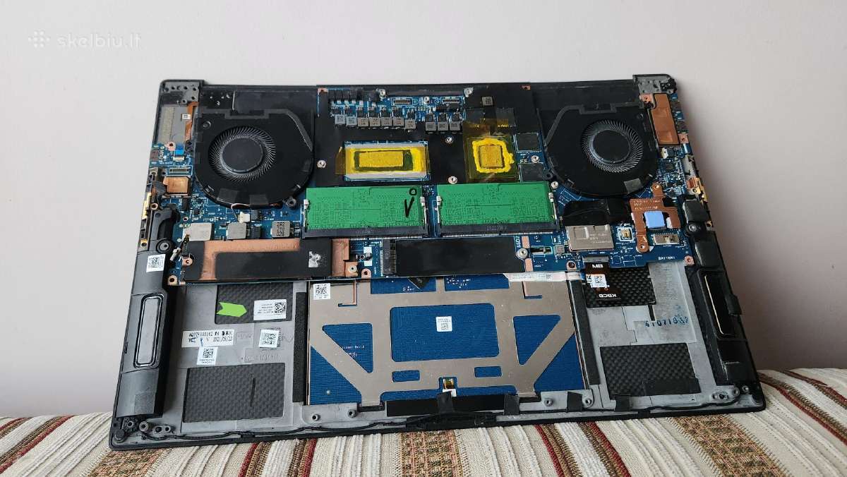 Dell xps 15 9530 i7 rtx 4070 plokštė