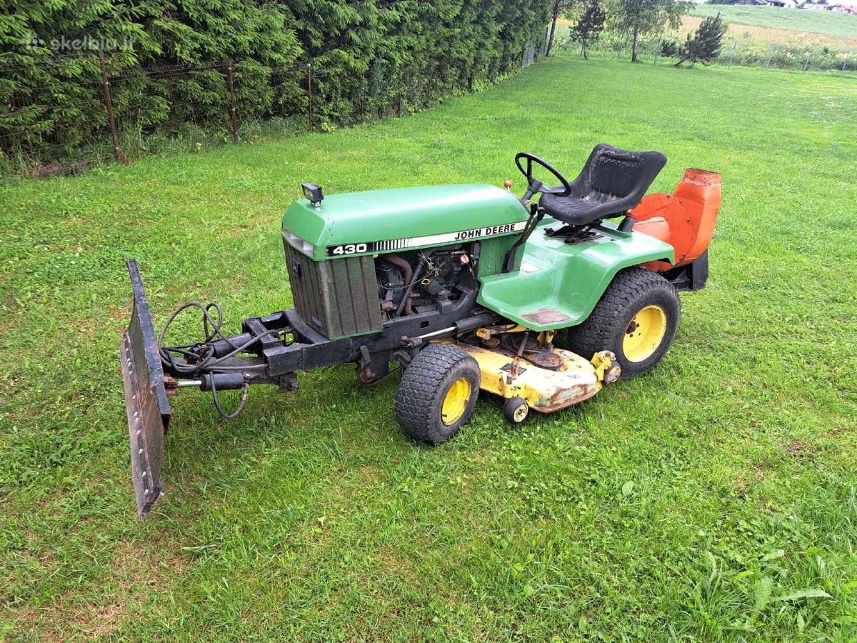 Žoliapjovė John deere 430