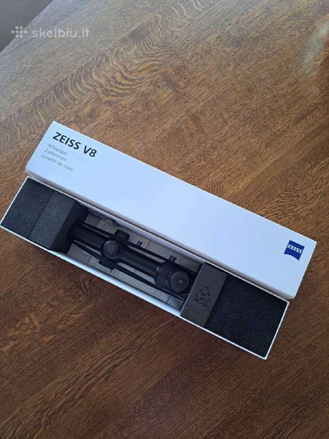 Optinis taikiklis Zeiss V8 1.1 -8x 24