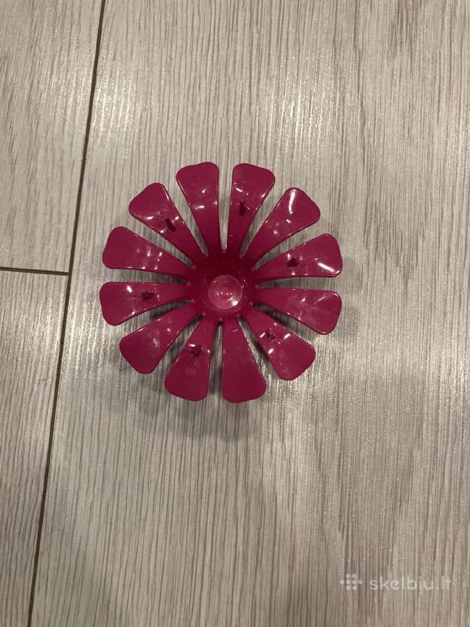 Tupperware torto skirtukas