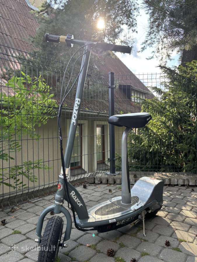 Elektrinis paspirtukas Razor