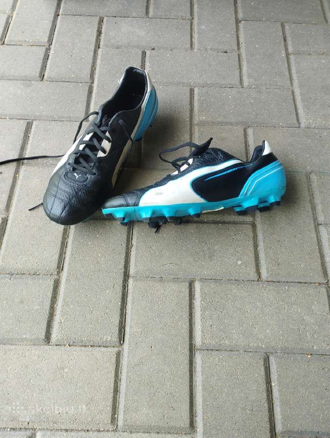Futbolo batai 43-44