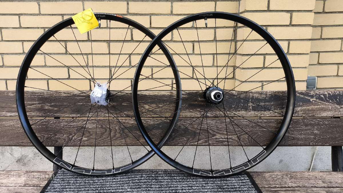 Shimano MTB 29" boost ratai nauji