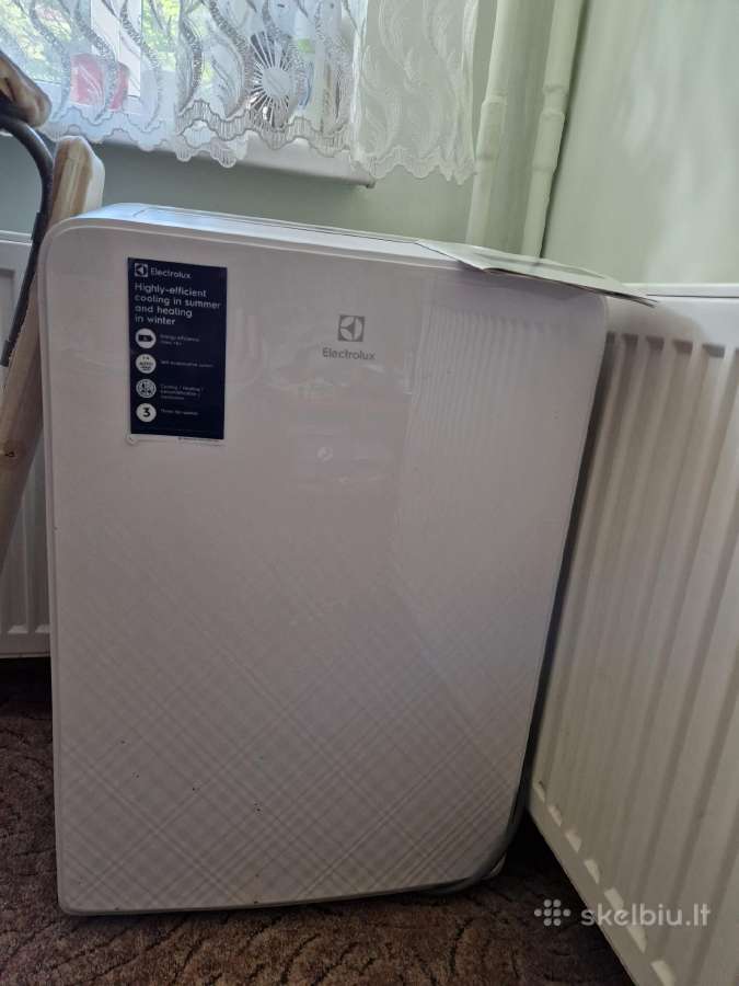 Mobilus oro kondicionierius Electrolux Eacm-12 Hr