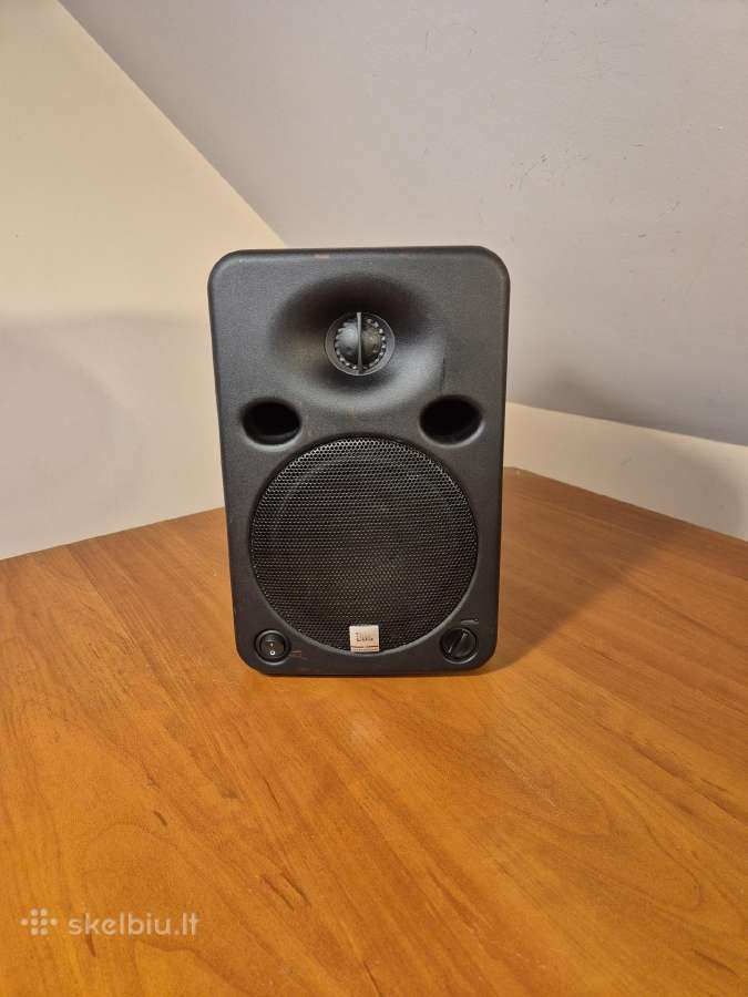 Jbl lsr6325p-1 prof. aktyvi kolonele, 150w