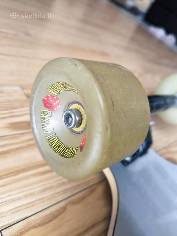 2 Longboardai , 1 riedlente - nuotraukos Nr. 6