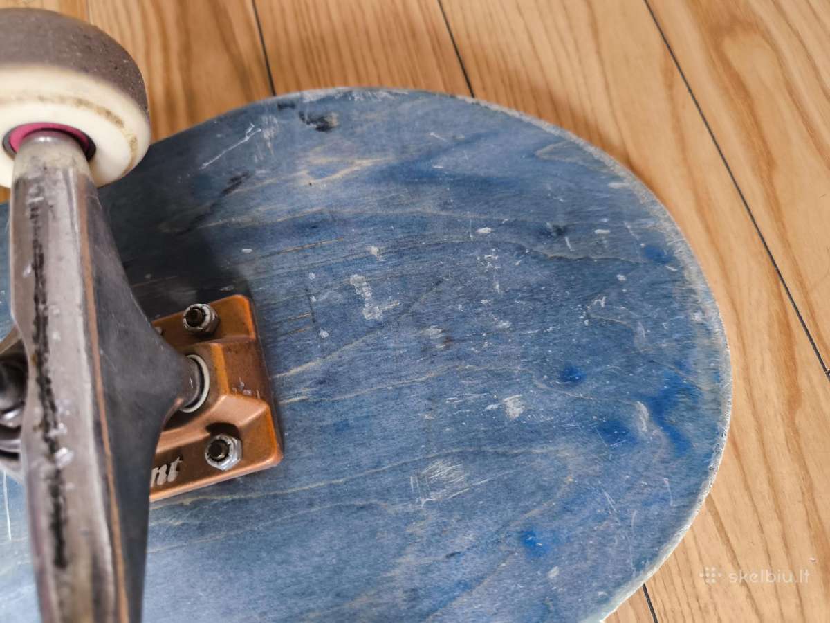 2 Longboardai , 1 riedlente - nuotraukos Nr. 13