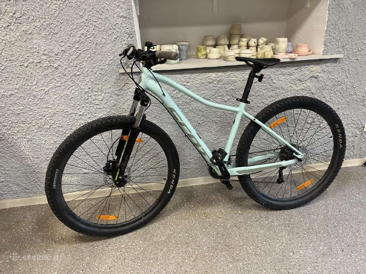 Scott Contessa 40