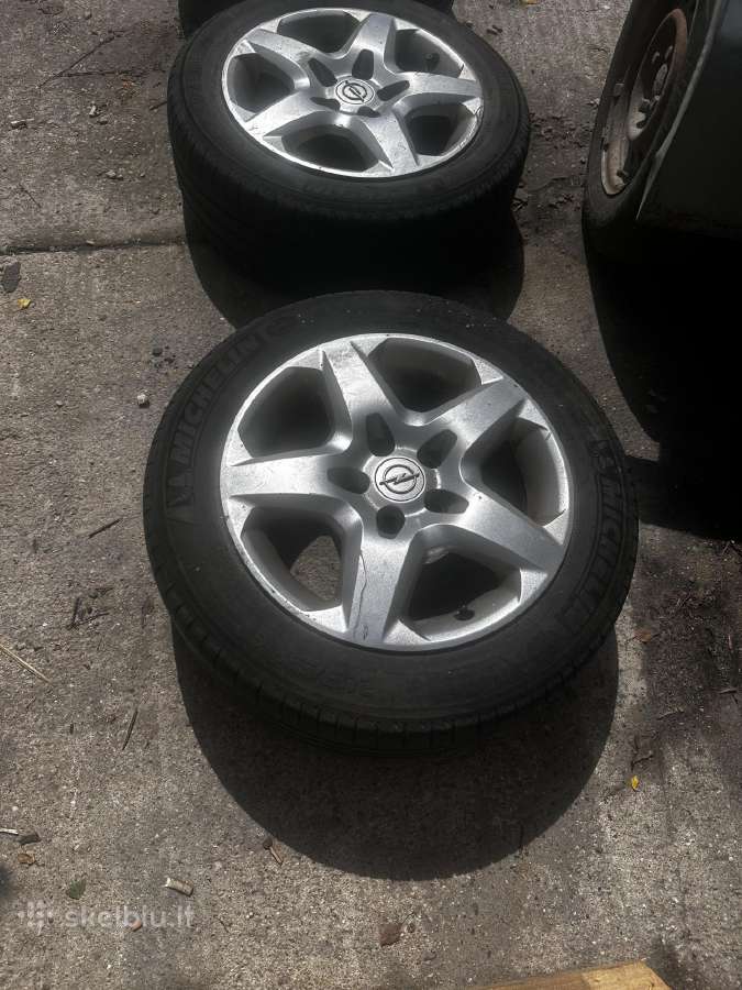 Parduodu opel ratlankius r16