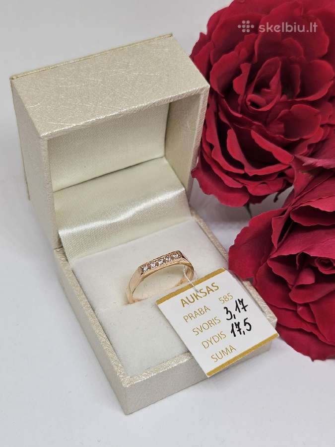 Auksinis žiedas - 307 Eur.