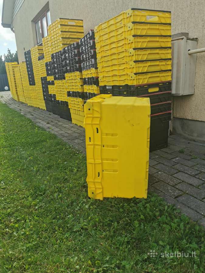 Plastikinės dėžės