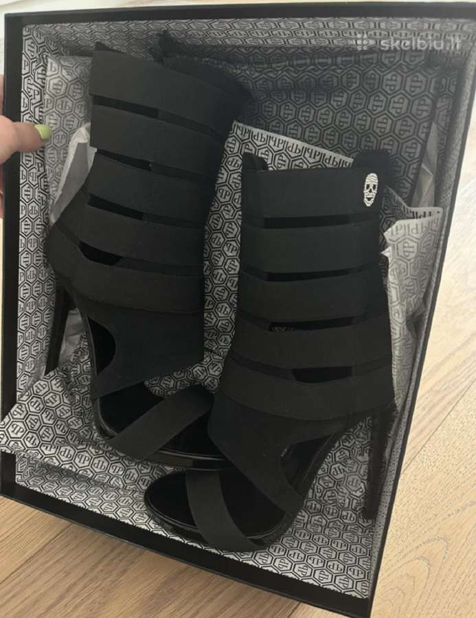 Nauji Phillip Plein aukstakulniai - nuotraukos Nr. 2