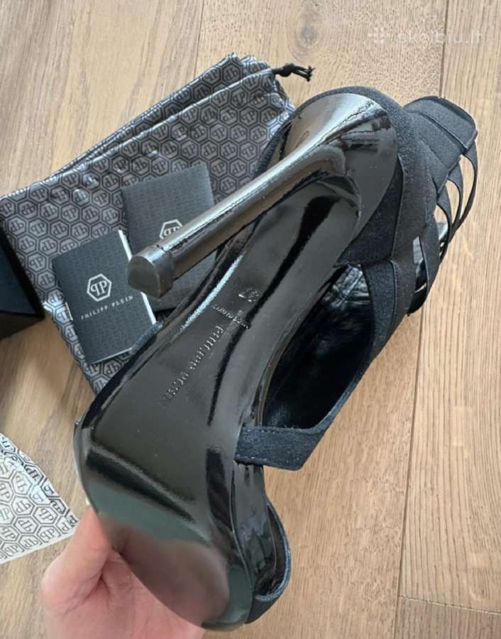 Nauji Phillip Plein aukstakulniai - nuotraukos Nr. 4