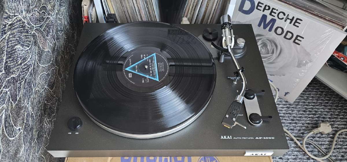 Akai Ap-100