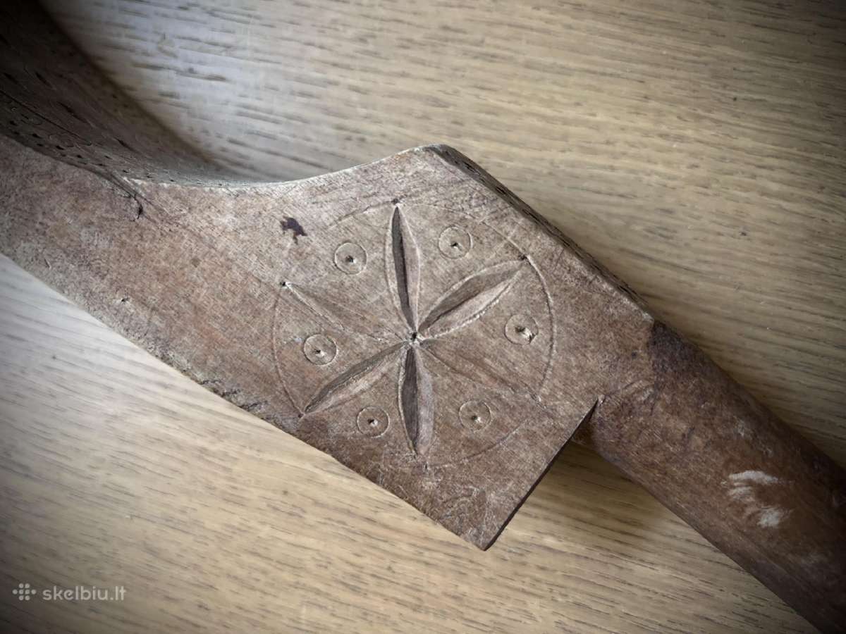 19 amžiaus lietuviška drožinėta medinė kultūvė - nuotraukos Nr. 4