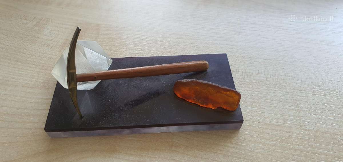Uralo kaseju atminimui