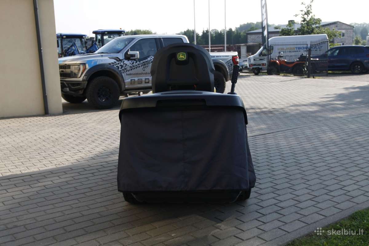 John Deere X350r traktorius su surinkimo krepšiu - nuotraukos Nr. 6