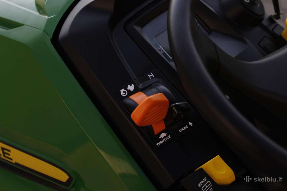 John Deere X350r traktorius su surinkimo krepšiu - nuotraukos Nr. 15