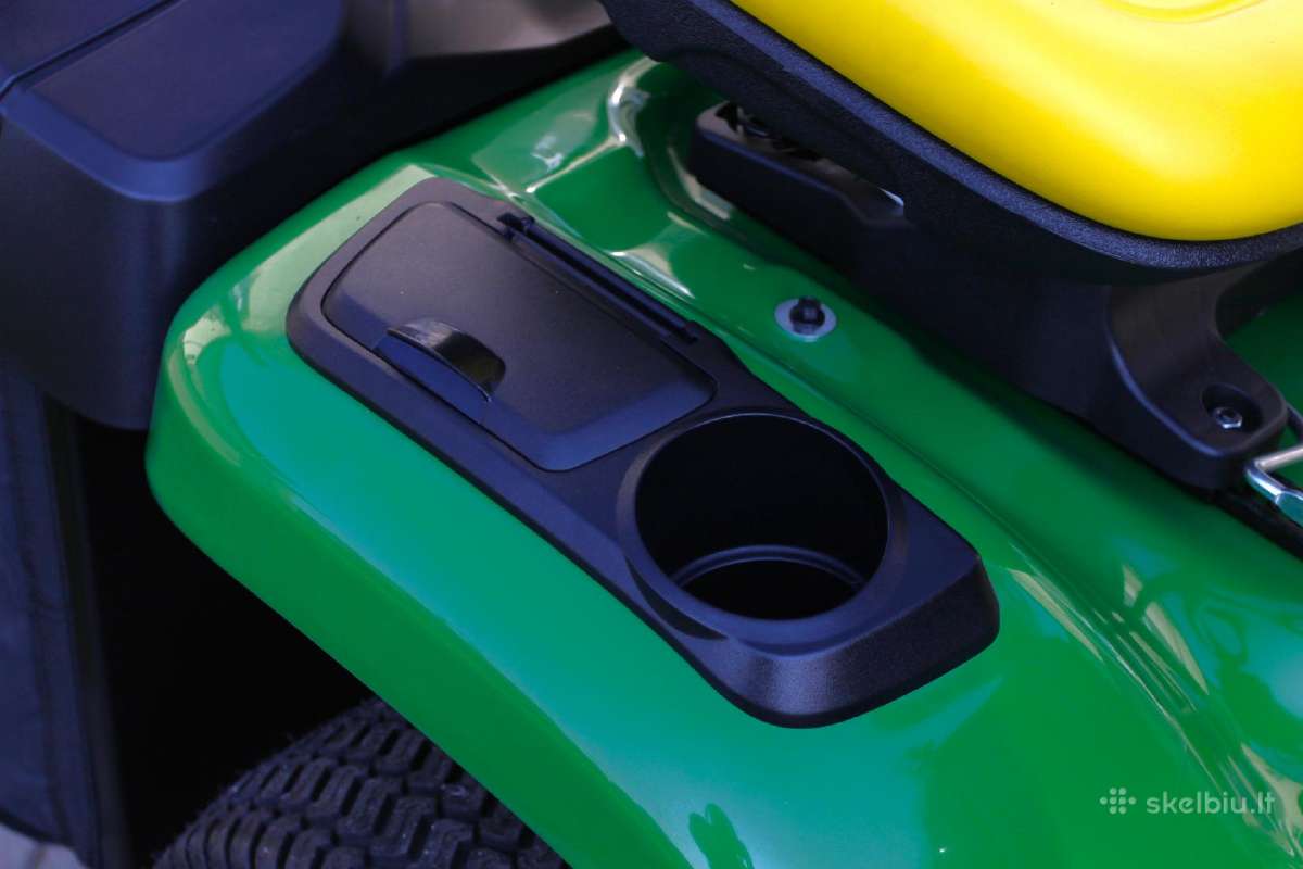 John Deere X350r traktorius su surinkimo krepšiu - nuotraukos Nr. 19